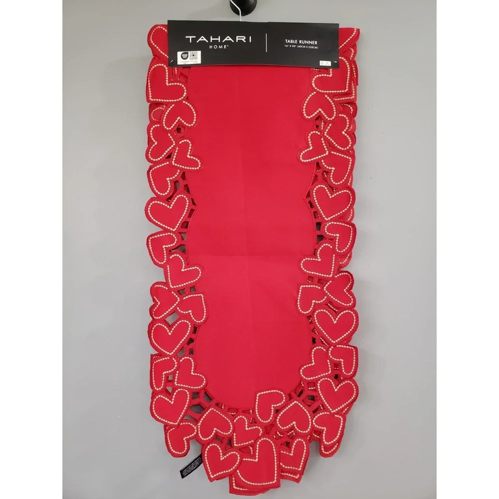 NEW Tahari Home Valentines Day Red Heart Table Runner 16x90 Decor
